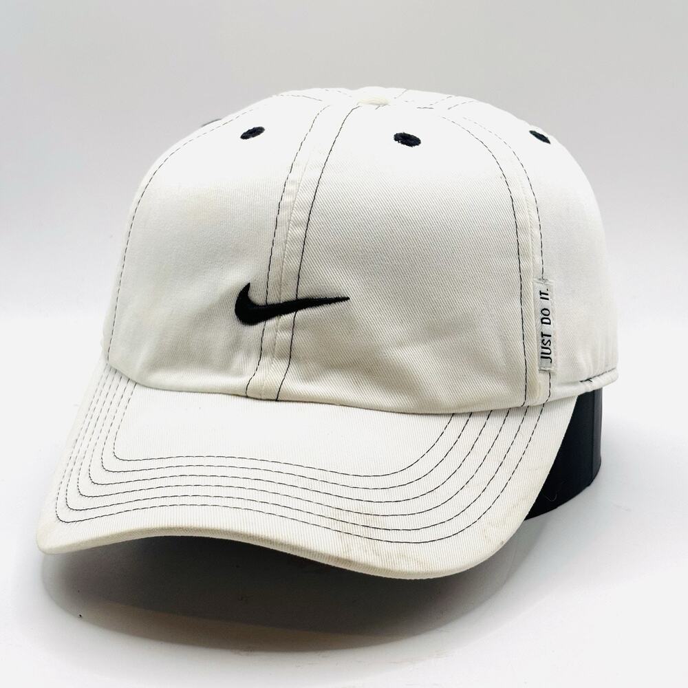 Vintage 90s Nike Hat White Silver Tab Swoosh Embroidered Golf Cap Strapback Y2K